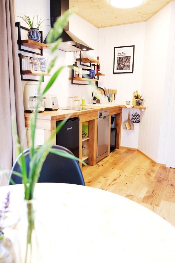 Hjem - Tiny Homes Direkt Am Wald Zwischen Allgaeu & Bodensee Bergatreute Exterior photo